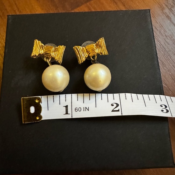 Kate Spade Gold Tone Bow and Cream Pearl Earrings - Picture 6 of 6
